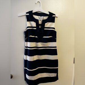 Vineyard Vines Dress size 2